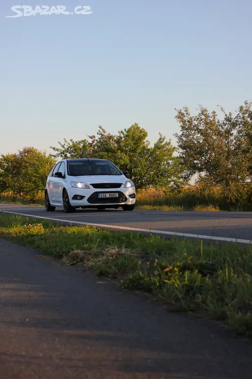 Ford Focus 1.6 TDCI - fotka 5