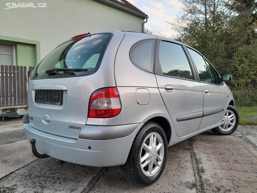 Renault Scénic 1.6 16V 79kW rok 2002 NOVÁ STK - fotka 2