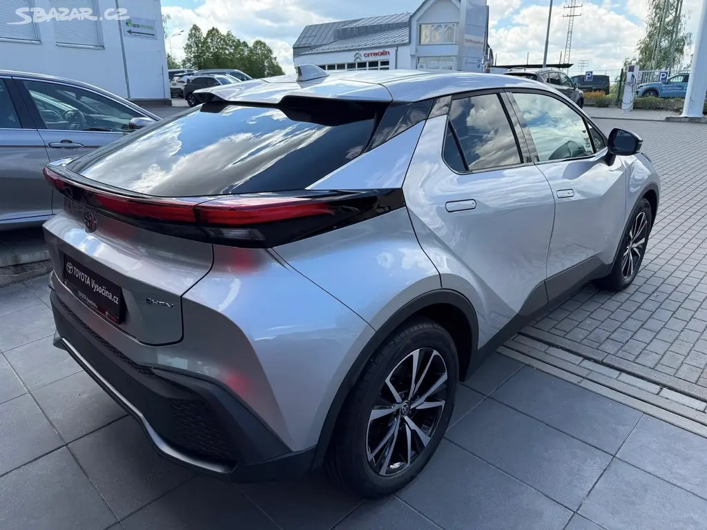 Toyota C-HR, 1.8HEV 140PS Style - fotka 4