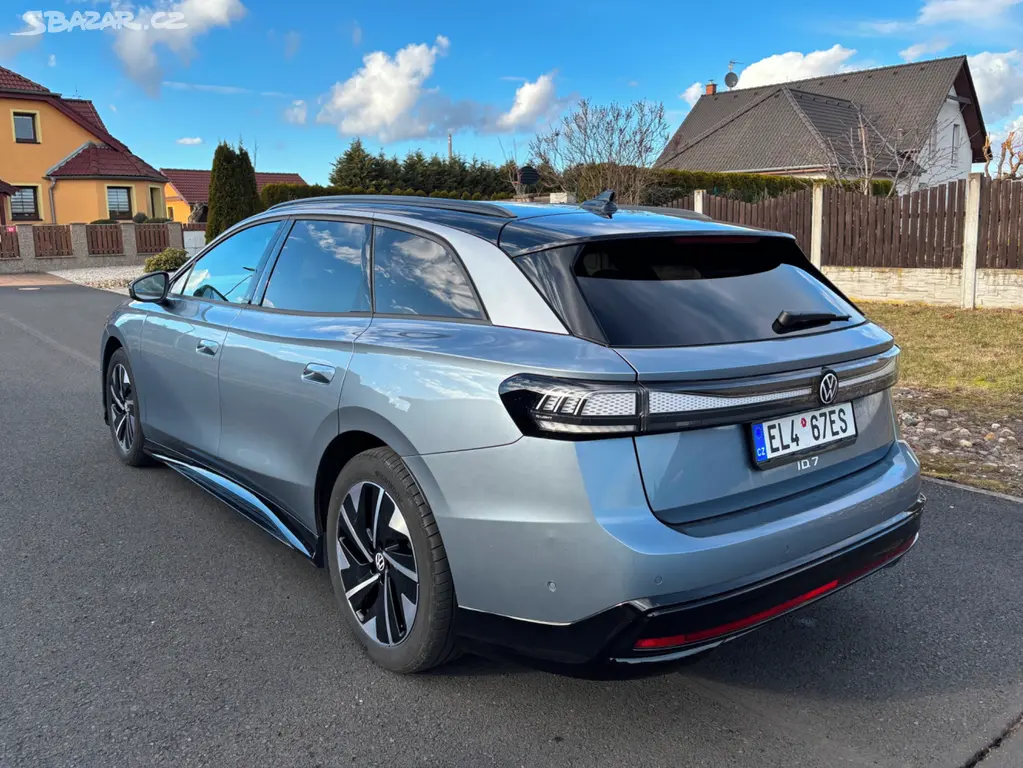 VW ID.7 TOURER PRO rv.2025 - fotka 6