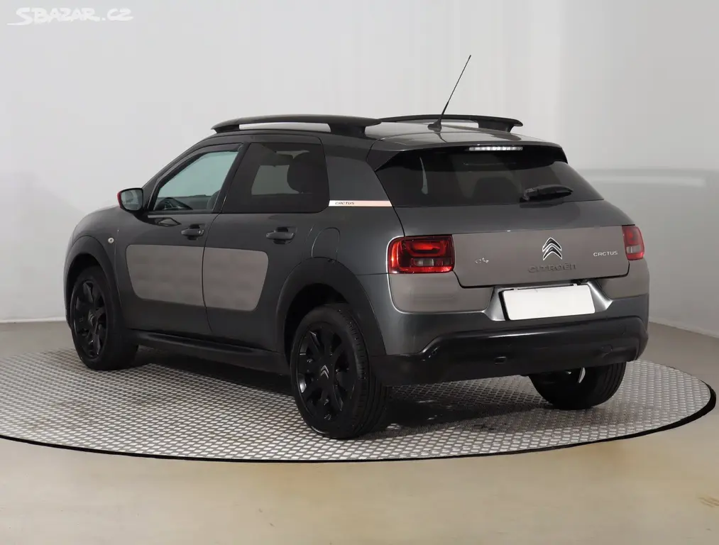Citroën C4 Cactus, 1.2 PureTech, Navi - fotka 4