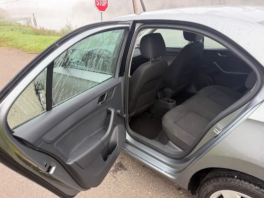 Škoda RAPID 1,2 TSI 63kW NOVÉ ROZVODY,SERVIS, STK - fotka 6