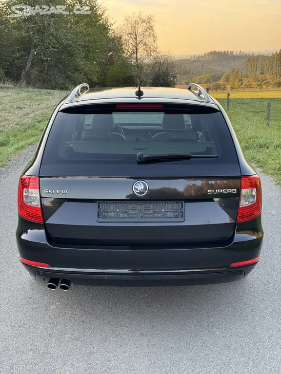 Škoda Superb 2 face 2.0TDi ELEGANCE 196tiskm 1.Maj - fotka 3