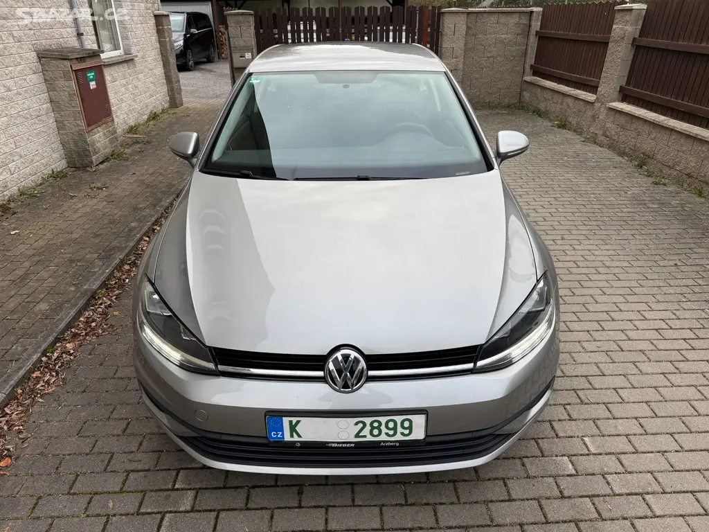 VW GOLF VII, 1.0TSI, nová STK, rok 2017, VW servis - fotka 2