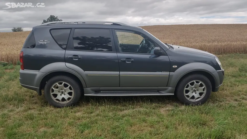 Ssangyong Rexton II. Stálá 4x4 automat bez koroze - fotka 5
