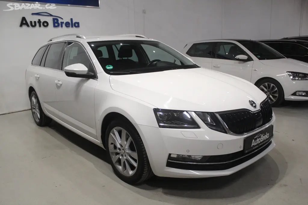 Škoda Octavia Combi 2.0TDI 110kW DSG Full LED ACC