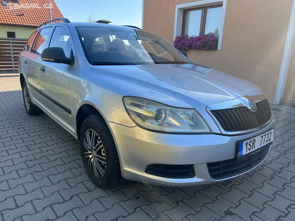 Škoda Octavia ll, 1.6TDI, 2011 - fotka 3