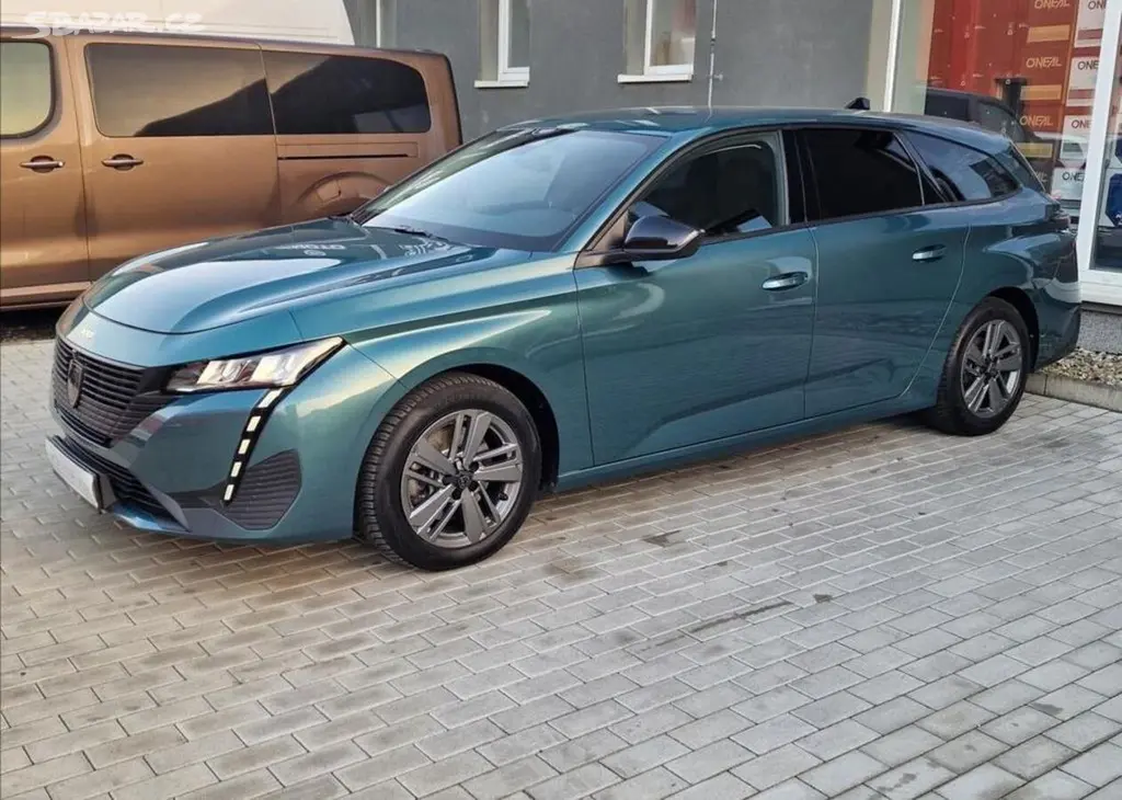 Peugeot 308, 1.2PT 96kW SW Active Pack, ČR - fotka 2