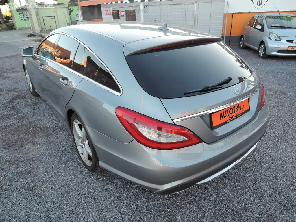 MB CLS 350d V6 Aut. 4MATIC Kůže 195kW 276tkm 2014 - fotka 6