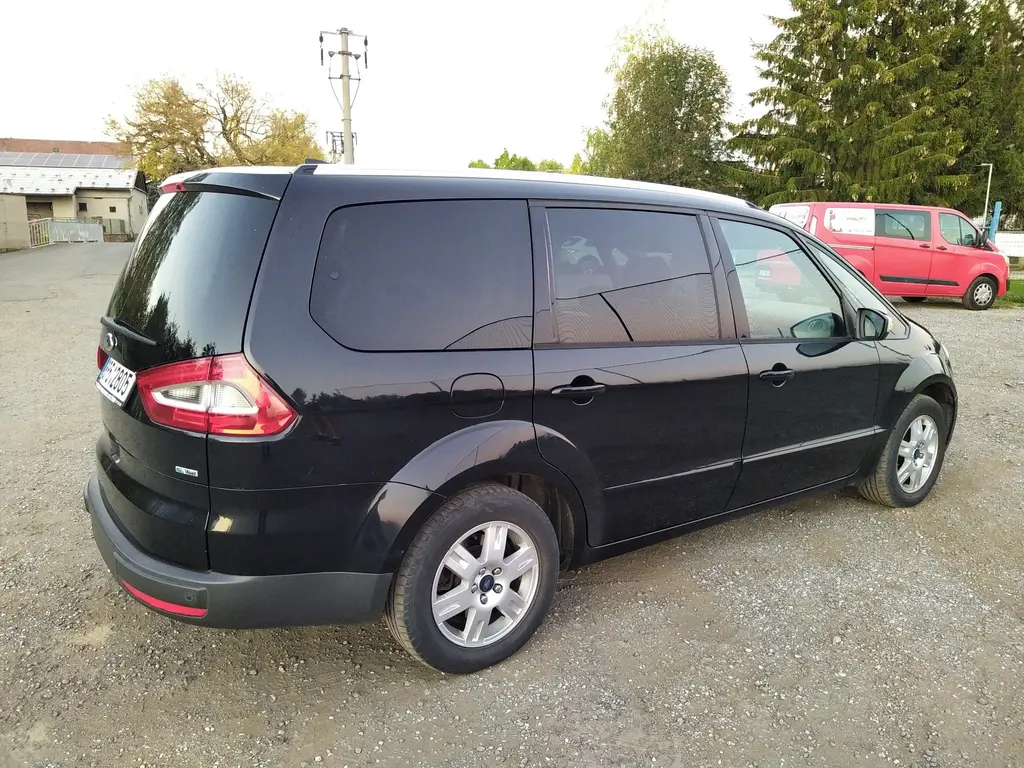 Ford Galaxy 2.0i - nově zajetý motor - fotka 5