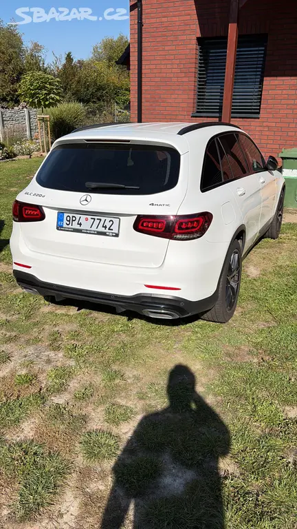 Mercedes Benz GLC 220d 4 matic AMG - fotka 2