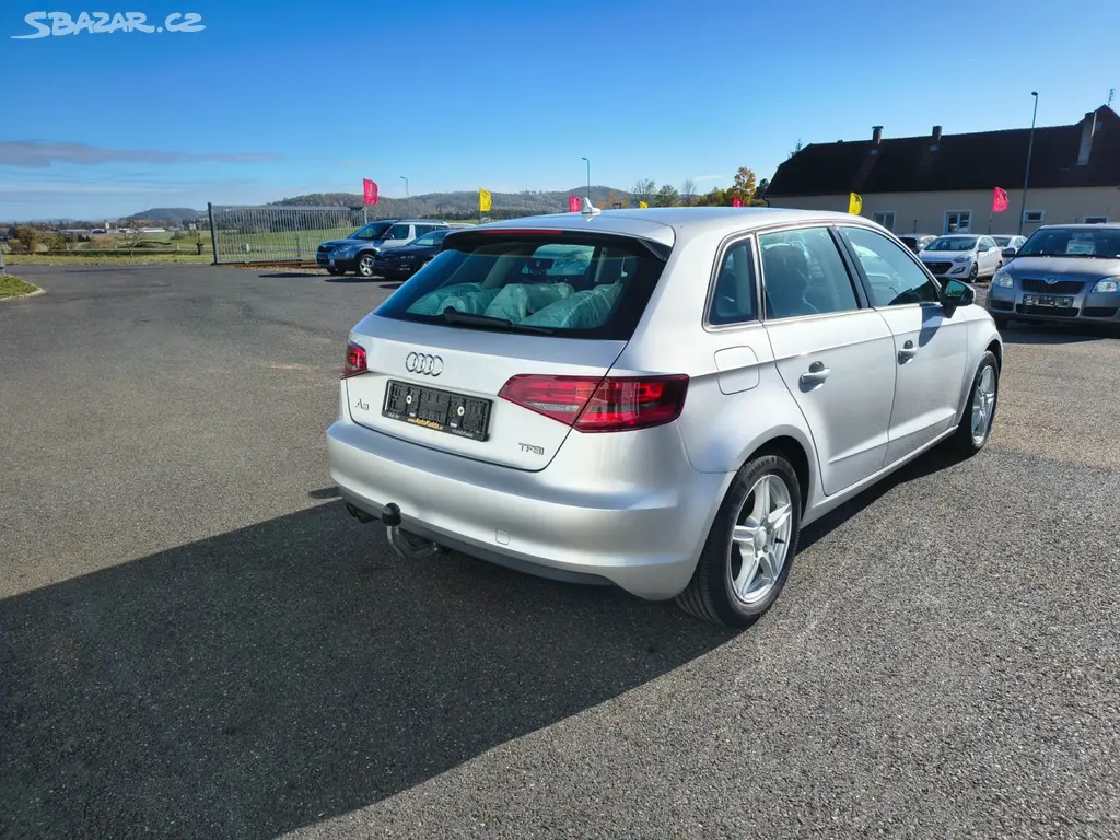 Audi A3, 1,4TFSi,90kW,vyhř.sed,NAVI,TZ - fotka 5