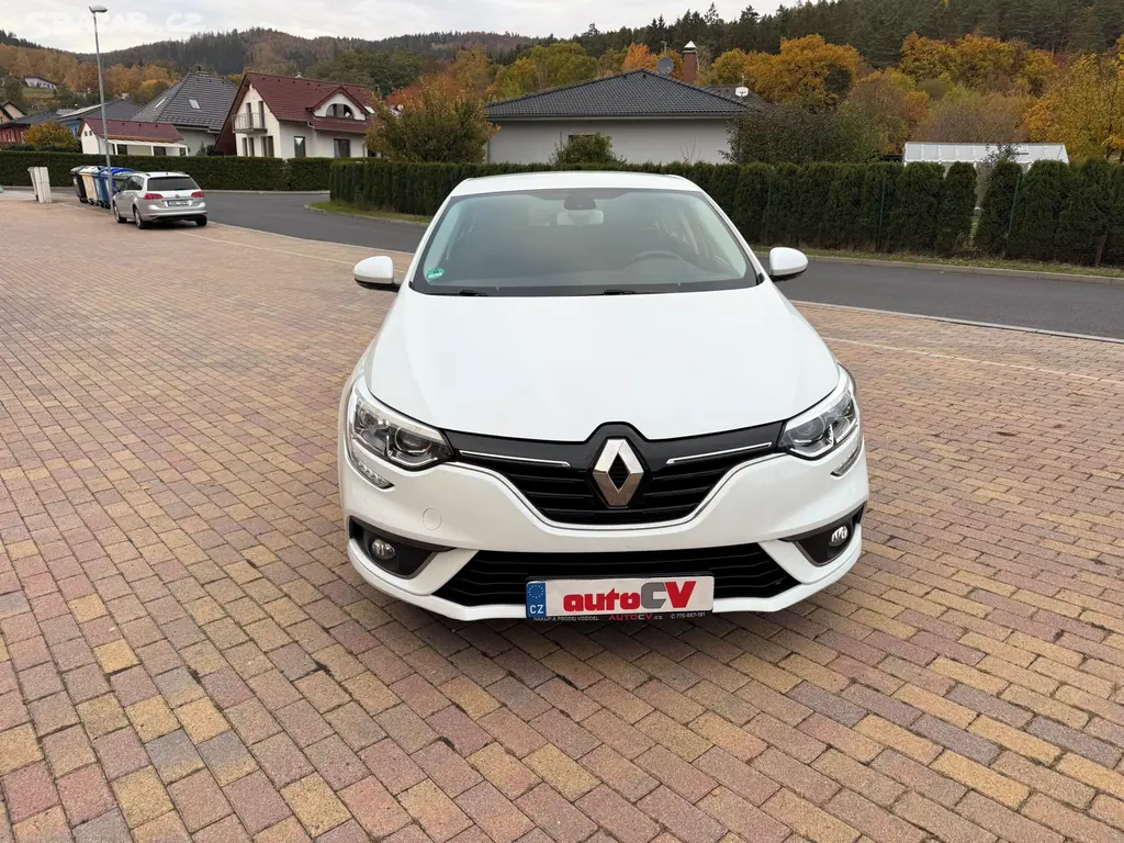 Renault MÉGANE IV 1.2 TCE 74kW-[telefon skryt]KM- - fotka 3