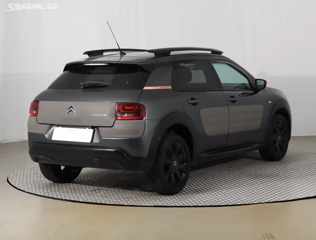Citroën C4 Cactus, 1.2 PureTech, Navi - fotka 5