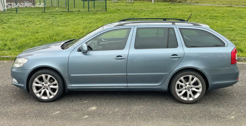 Škoda OCTAVIA 1.4TSI,TOP VÝBAVA, HISTORIE, NÁJEZD - fotka 3