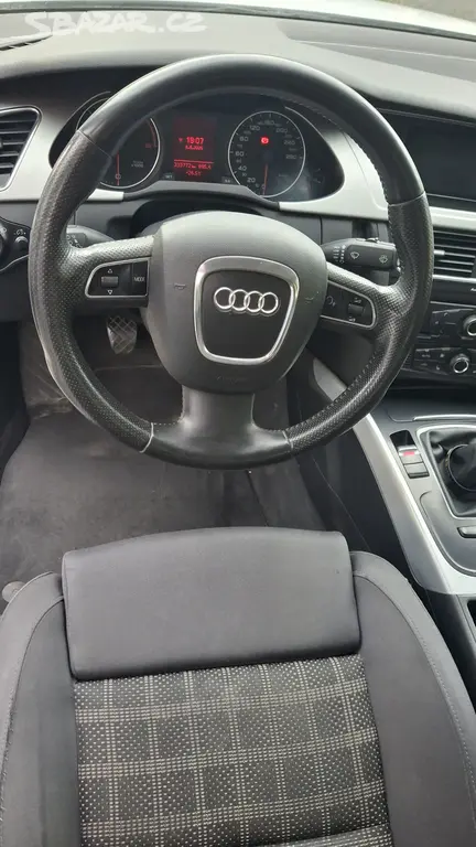Audi A4 - fotka 4