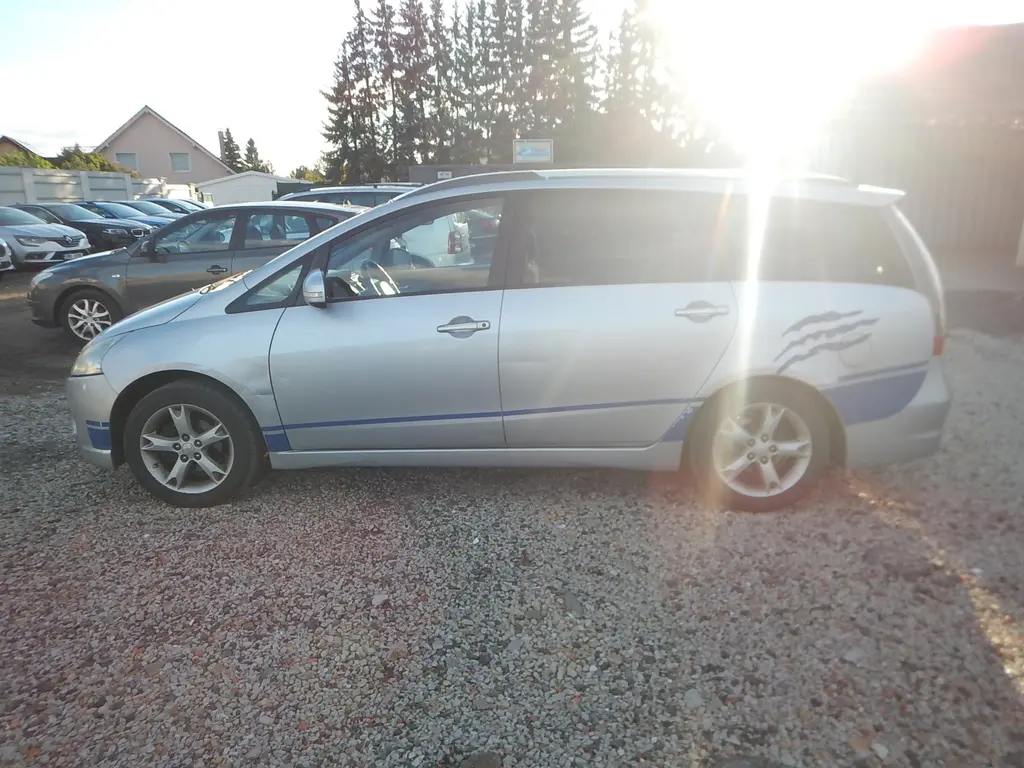 Mitsubishi Grandis, 2.0 DI-D, KLIMA, 7 MÍST