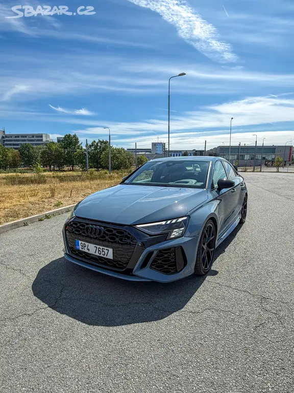 AUDI RS3 Y8 - fotka 3