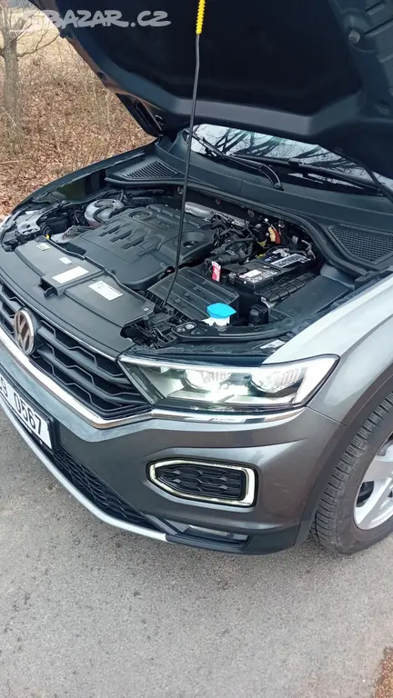 Volkswagen T-roc 1.6 parkovaci kamera - fotka 2