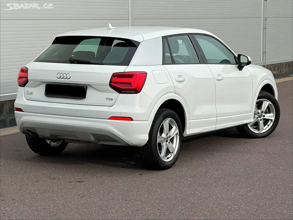 Audi Q2 1.6 TDi 85kW SPORT/SERVIS AUDI/FULL-LED/ - fotka 3