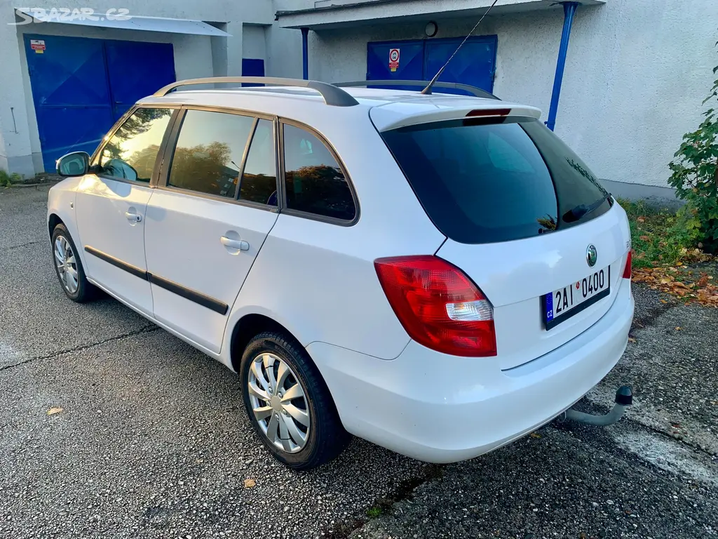Škoda fabia kombi 1.6 tdi 2011 tažné - fotka 5