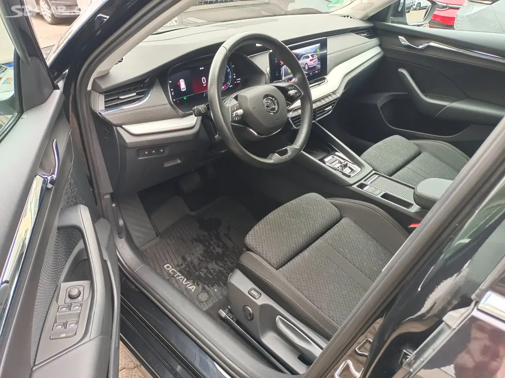Škoda Octavia 4 Combi 2.0 TDI 110kW DSG Matrix - fotka 5