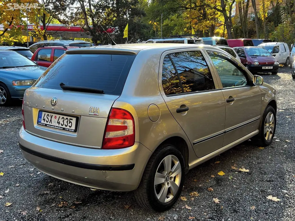 Škoda Fabia 1.4 16v 74kW klima servis 2005 102tkm - fotka 5