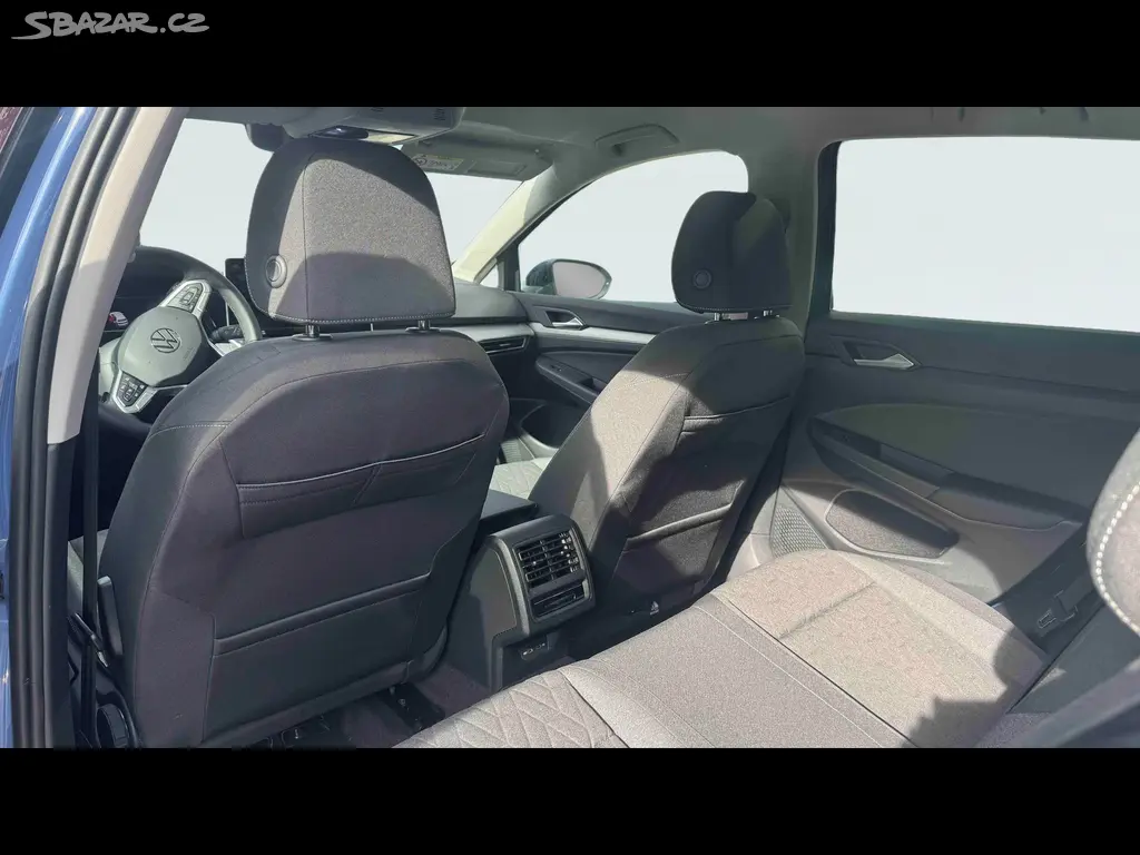 Volkswagen Golf, People 1,5 TSI eHybrid 150 kW - fotka 6