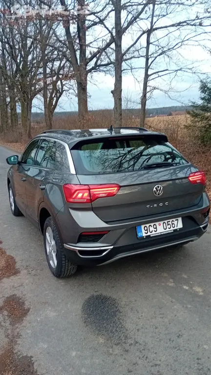 Volkswagen T-roc 1.6 parkovaci kamera - fotka 4