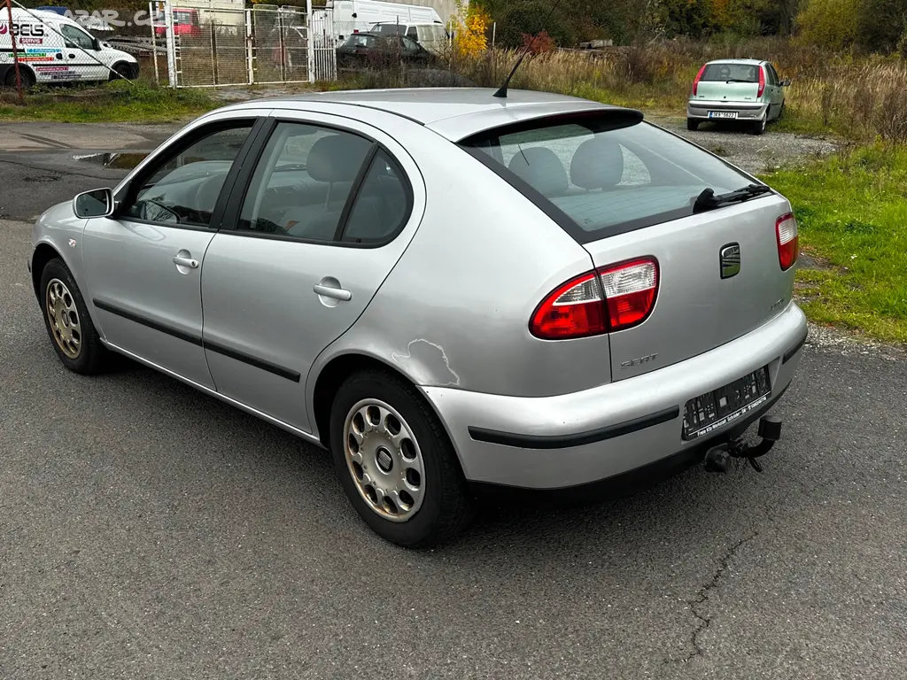 Seat Leon 1.6MPi 77kw, r.2001, serviska, stk - fotka 4