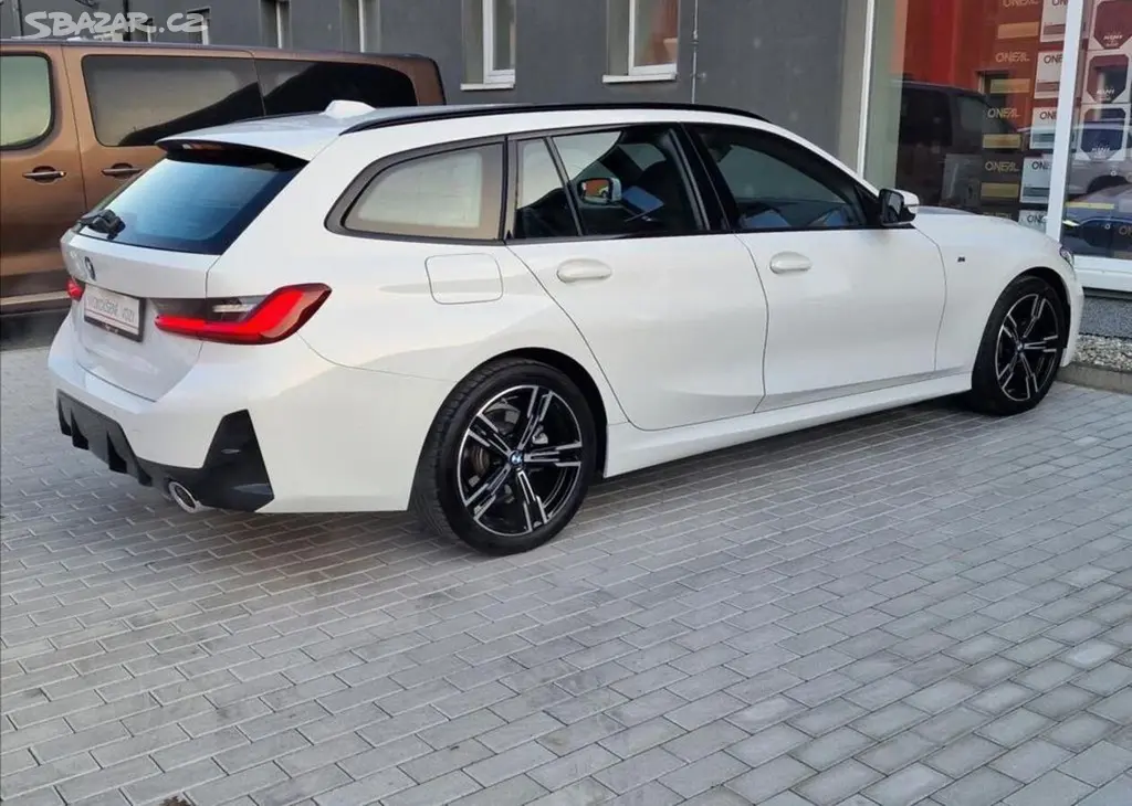 BMW Řada 3, 320d xDrive M-Sport,ČR,1.Maj.1 - fotka 4