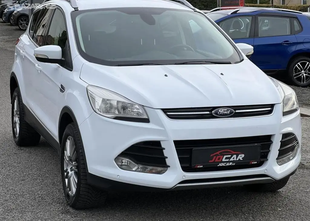 Ford Kuga 2.0TDCi 4x4 AUTOMAT TITANIUM automatická - fotka 3