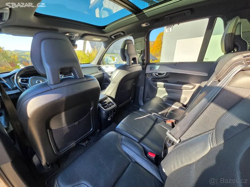 Volvo XC90 2,0 - fotka 3