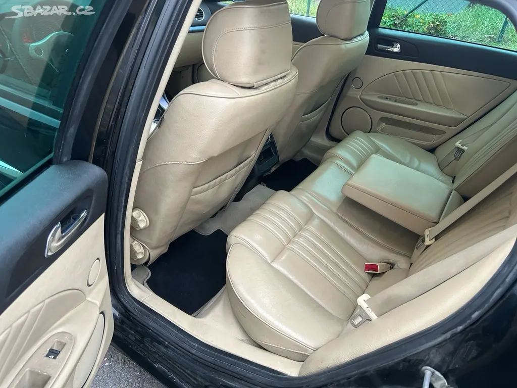 Alfa Romeo 159 2.4jtd 147kw - fotka 2