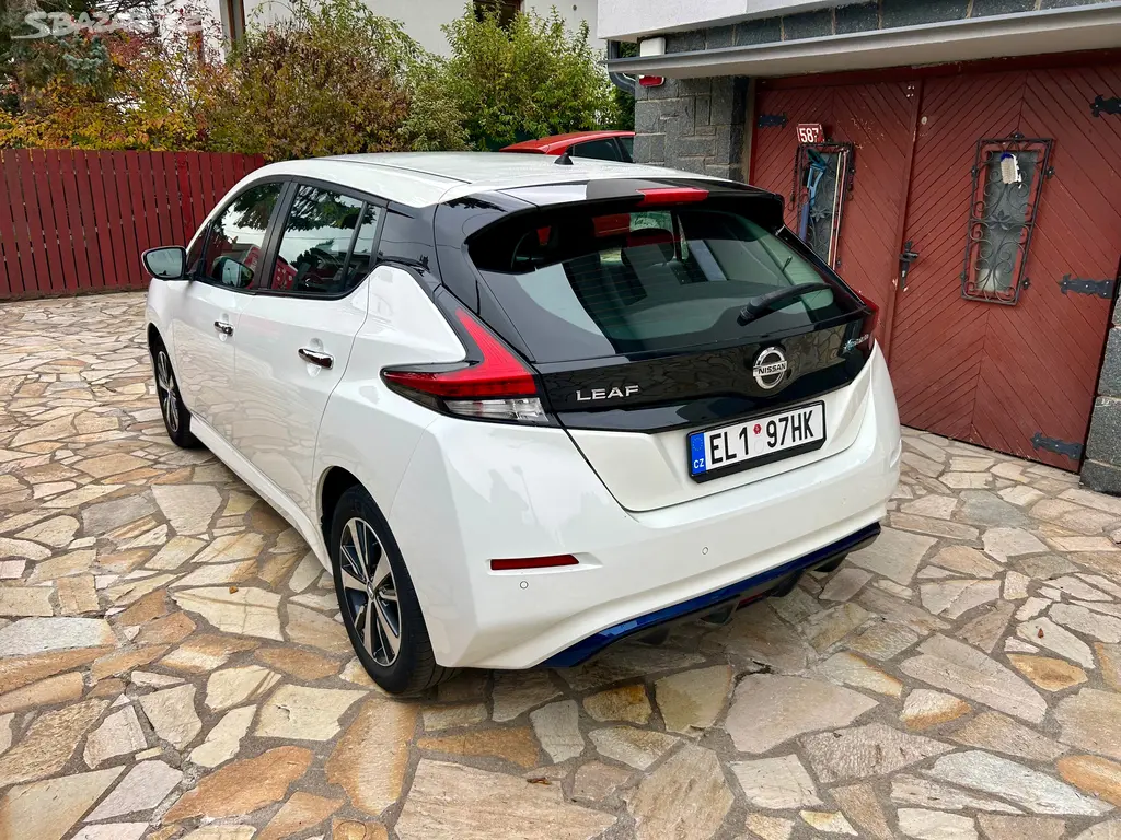 Nissan LEAF, 110KW 40AH N-CONECTA TOP DPH - fotka 6