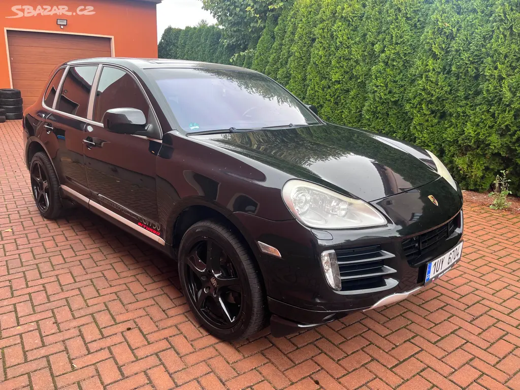 Porsche Cayenne 3.0 TDI 176 kw r.v.2010 - fotka 2