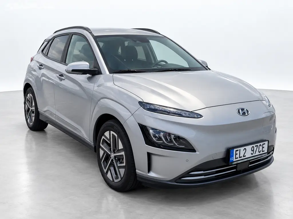 Hyundai STYLE 64kWh NAVI ČR 1 MAJITEL ELECTRIC - fotka 3