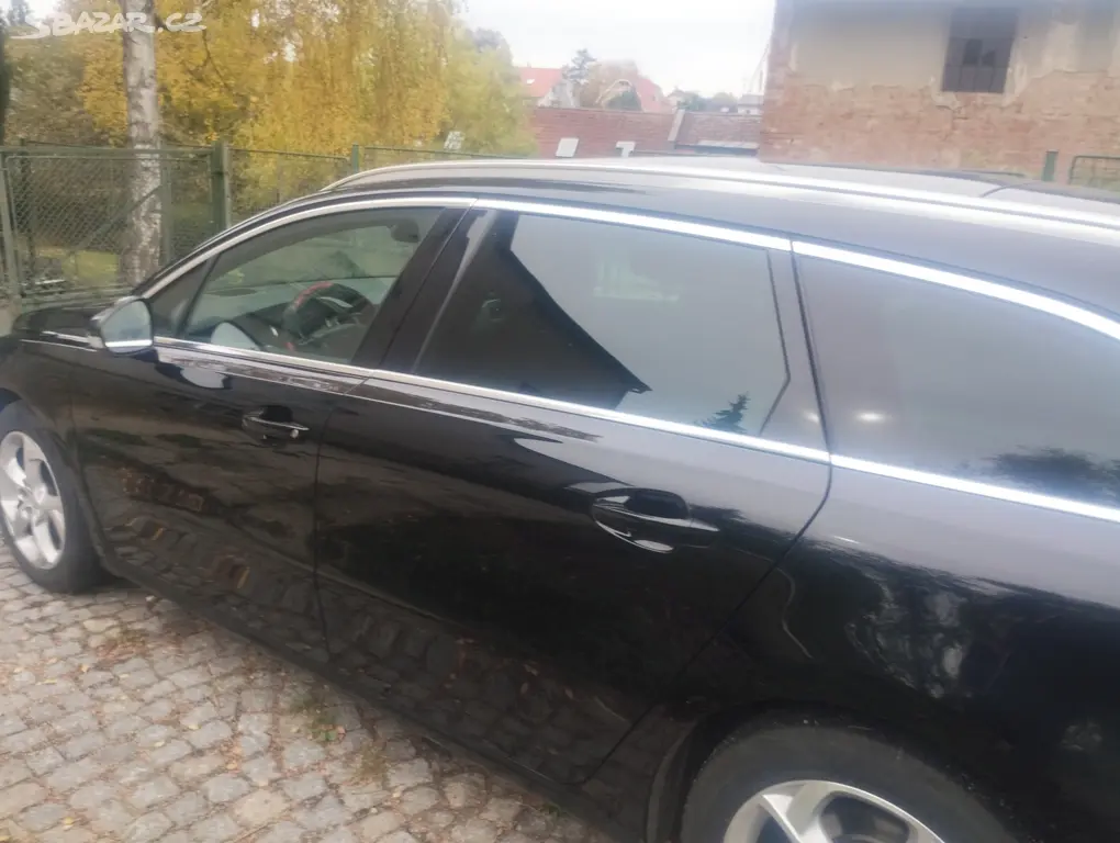 Osobní automobil - fotka 4