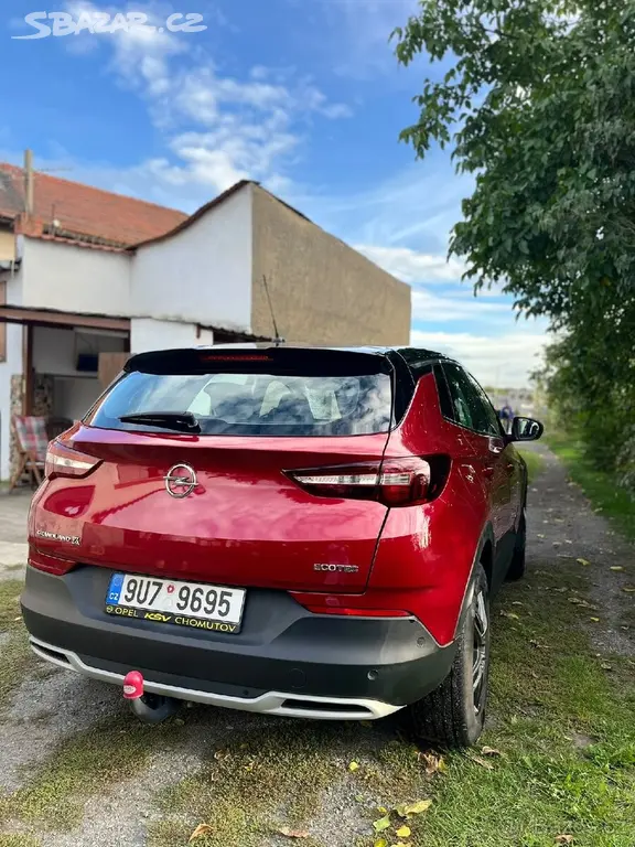 Opel Grandland 1,2 96kW, TOP stav,1.majitel - fotka 4