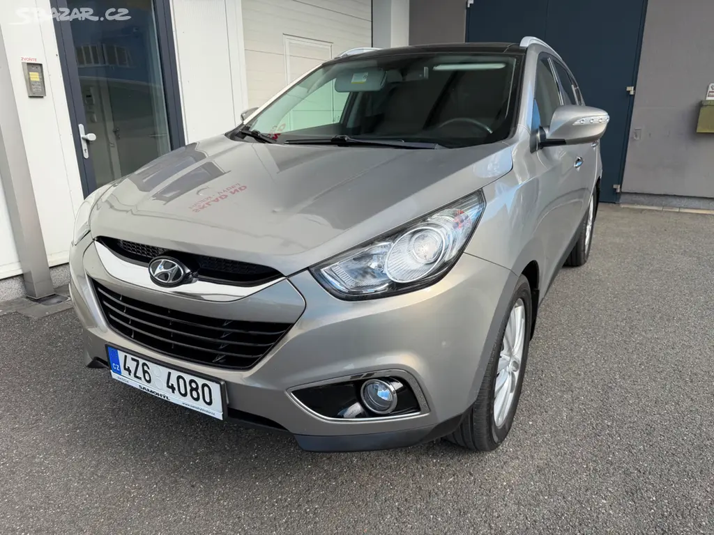Hyundai iX35 2,0CRDi 135kw/184k 6MT 4x4 Trikolor - fotka 2