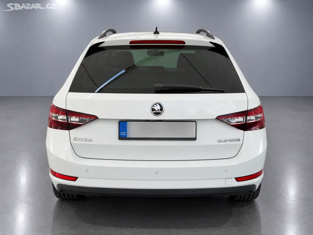 Škoda Superb 3 Combi 2.0tdi 110kW ELEGANCE ZARUKA - fotka 3