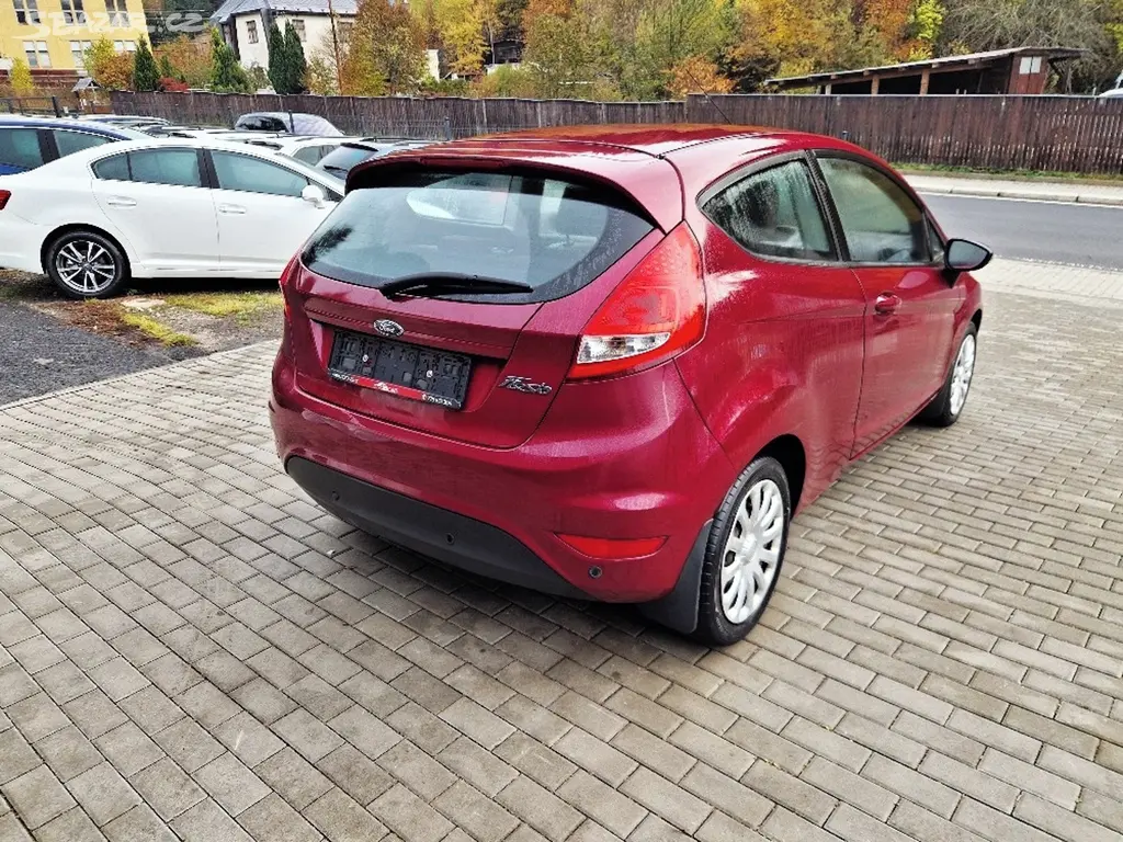 Ford Fiesta, 1.4i (71 kW), 135 tis. km - fotka 4