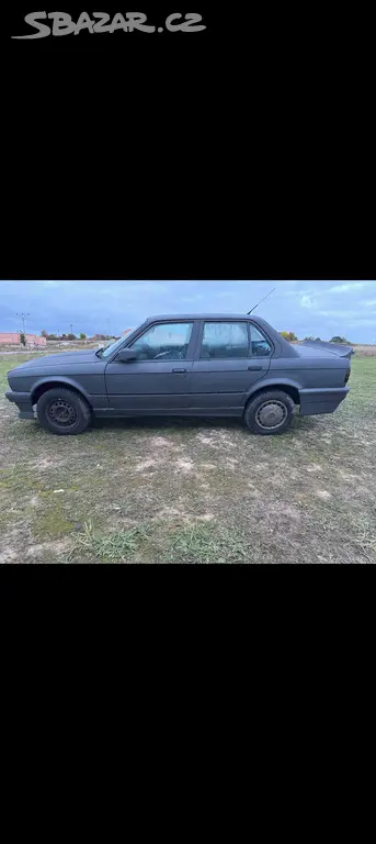 BMW E30 316i - fotka 4