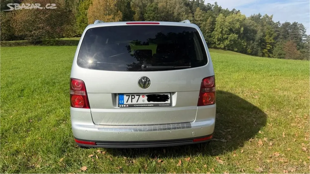 Volkswagen Touran 1,9 TDI 77KW - fotka 2