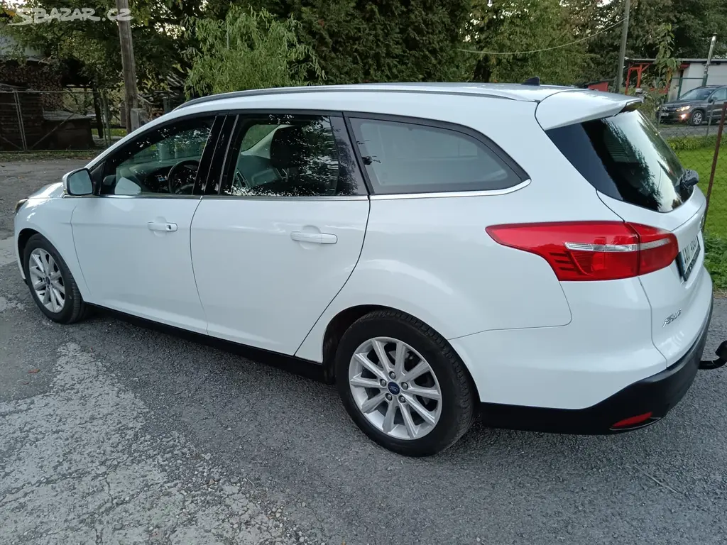 Ford Focus MK3 1.6 TDCi 85 kW - fotka 2