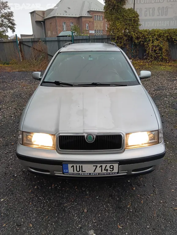 Prodám Škoda Octavia 1.6 benzin 74kw 1999,225000km - fotka 6