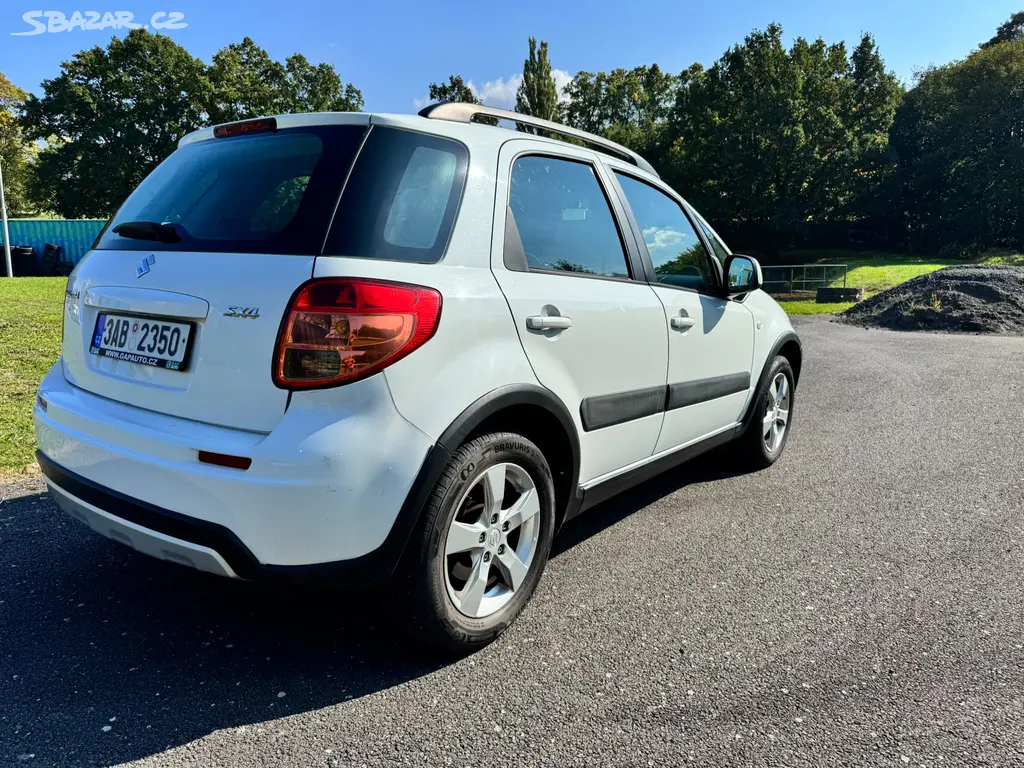 Suzuki SX4 1.6 88kW rv2012 zimní sada kol nová STK - fotka 3