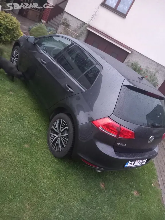 Volkswagen golf 1.2 Allstar najeto 125000kmservisn - fotka 5