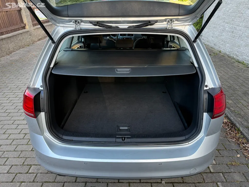 VW GOLF VII, 1.6 TDI, 2014, nová STK, 184.190 km - fotka 6