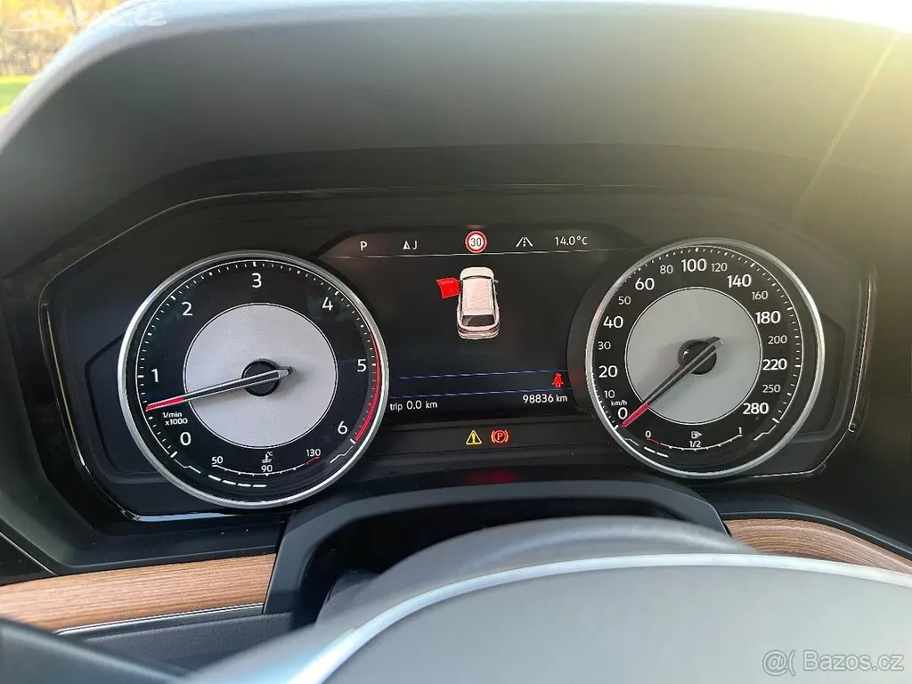 Volkswagen Touareg 3,0 Tdi 170 kw TOP STAV - fotka 5